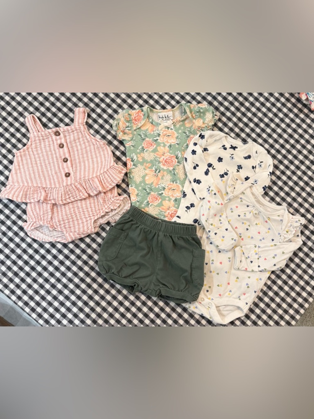 Bundle of Baby Girl Outfits Floral Onsies & Bloomers & a 2pc matching Summer Set